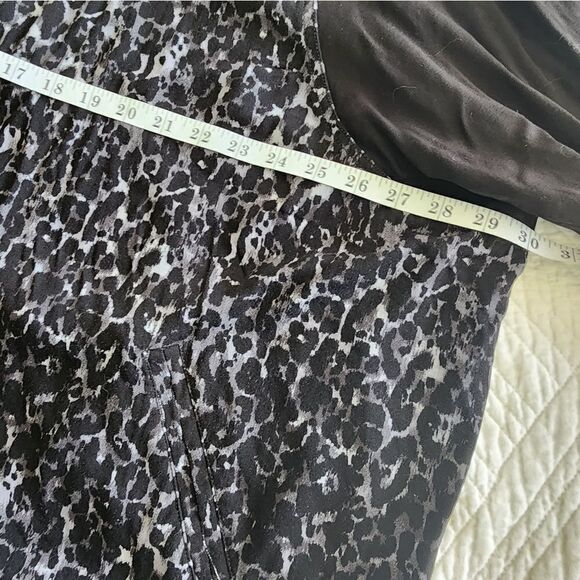 Torrid leopard print long sleeve jacket - Picture 8 of 16